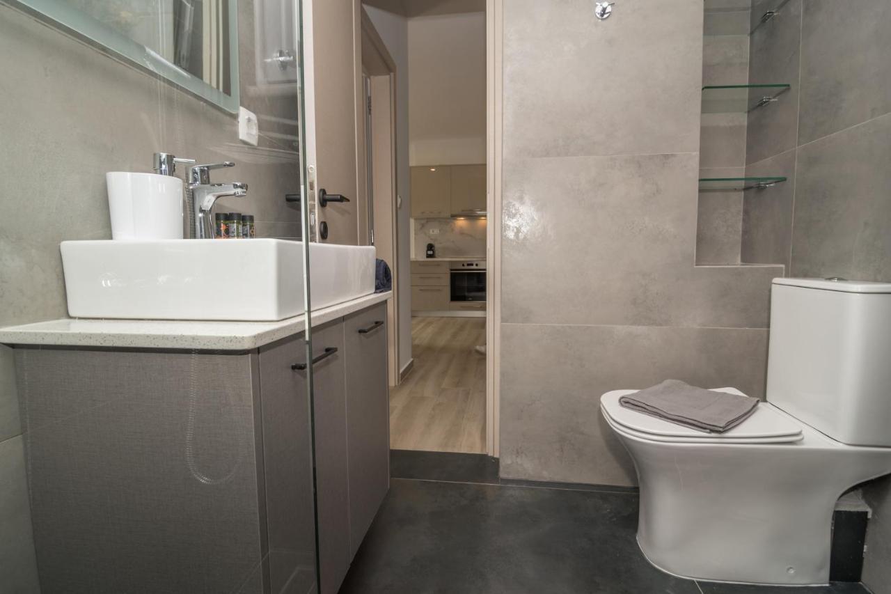 Allview Apartments Palaiochora Ngoại thất bức ảnh