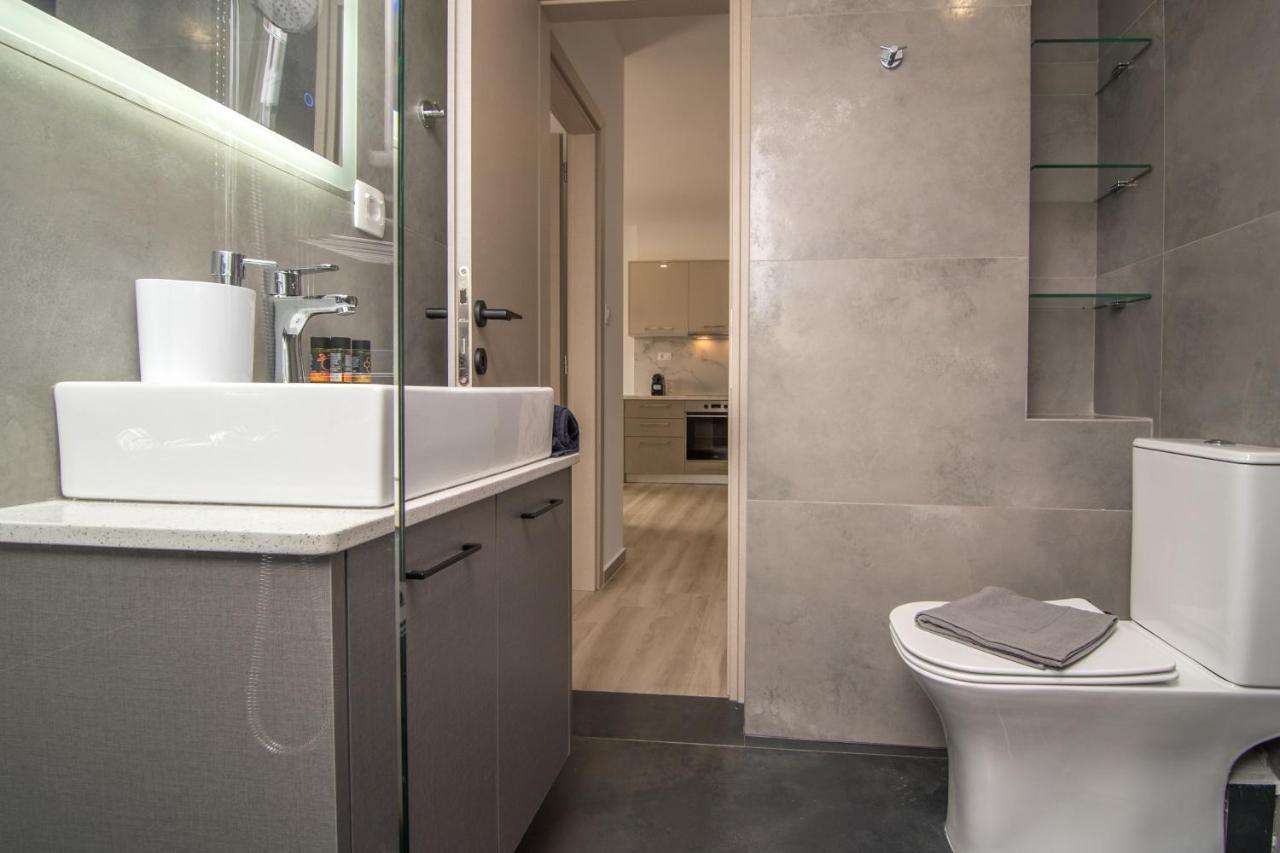 Allview Apartments Palaiochora Ngoại thất bức ảnh