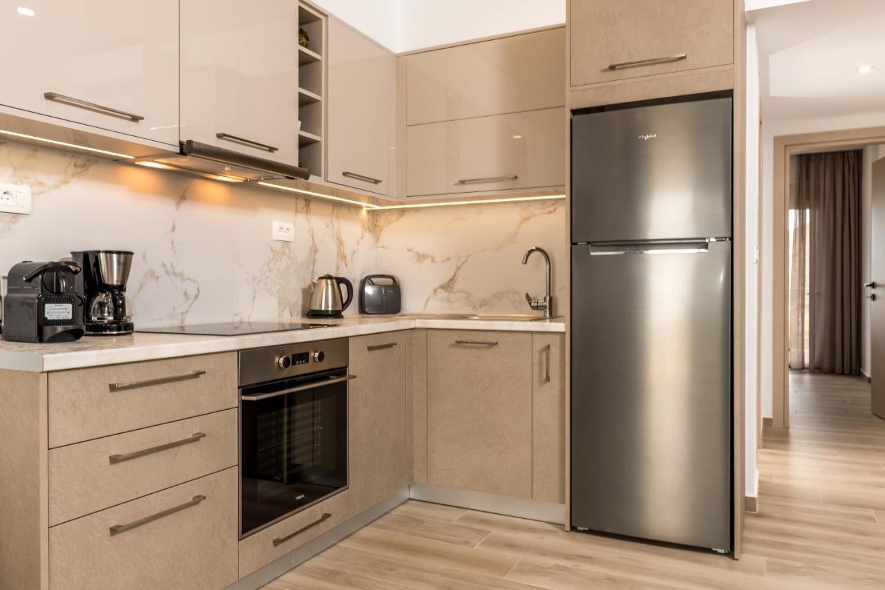 Allview Apartments Palaiochora Ngoại thất bức ảnh