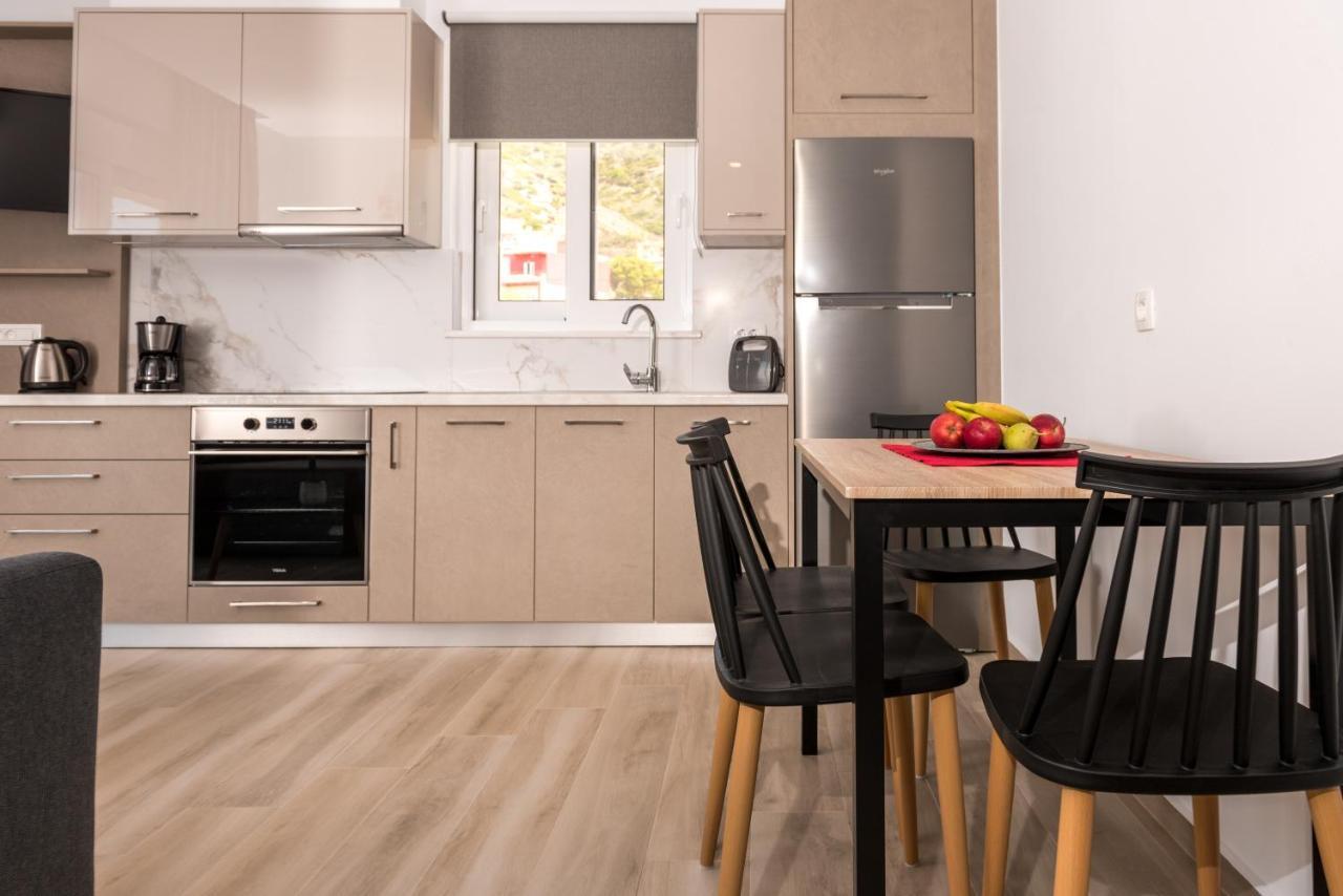 Allview Apartments Palaiochora Ngoại thất bức ảnh